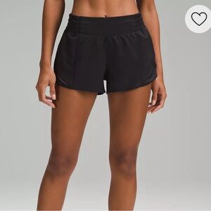 Lululemon Hotty Hot High-Rise Lined Short 2.5” Black - Size 6